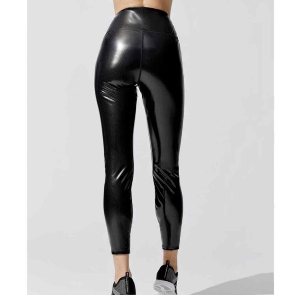 NWOT Carbon38 Patent Latex Style Workout Set - Picture 6 of 12